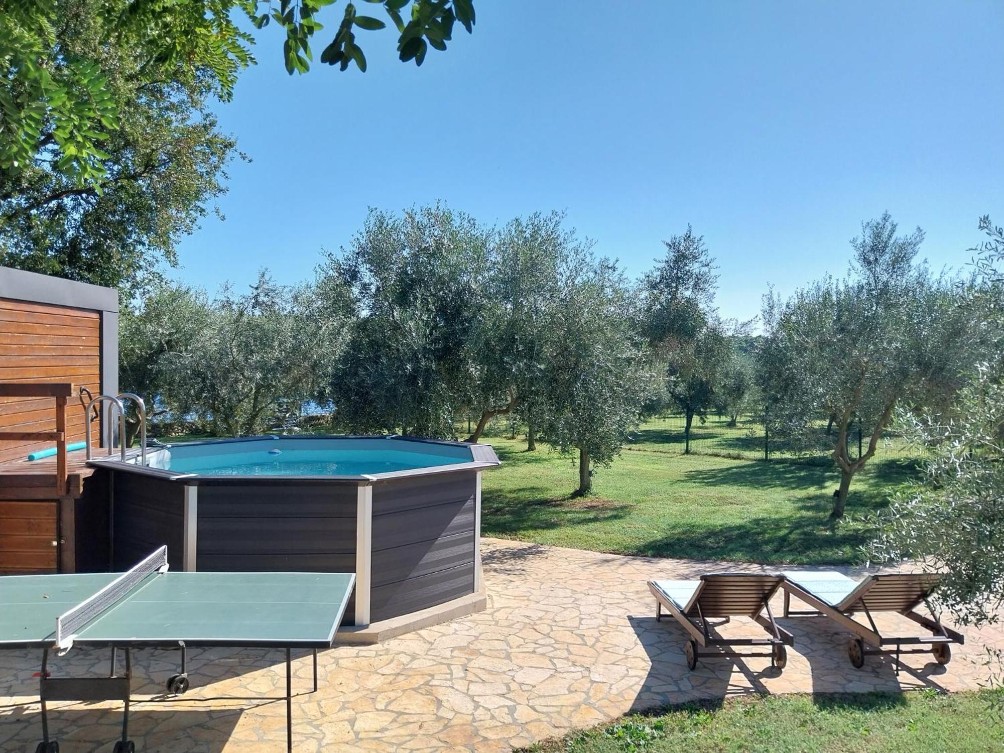 Beach House Ive With Jacuzzi, Pool, Playground And Bbq In An Olive Grove With A Beach, Pomer - Istria Εξωτερικό φωτογραφία